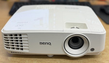 BenQ MX570 Home Cinema Projector HDMI VGA  4,000 Lumens SVGA Used low hours