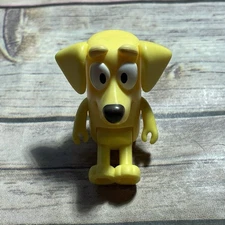 Bluey & Friends LUCKY Yellow Lab Dog Pup Figurine 2.5” Action Figure Neighbor 29