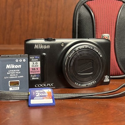 Nikon COOLPIX S9400 Digital Camera 18.1 MP 18x Optical Zoom Zoom Black