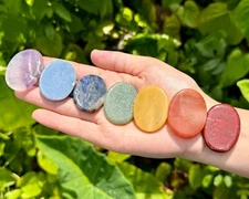 7 CHAKRA Palm Stone Set with Pouch (7 Chakra Crystal Set, Beginner Crystals)