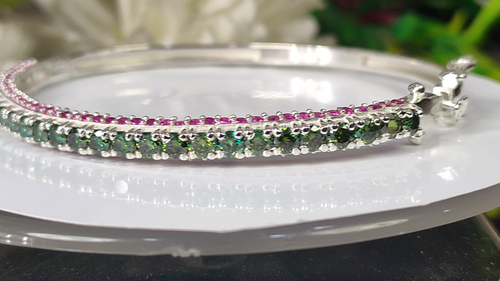 Certified 2.70 Ct White Diamonds Bangle Bracelet-Great Luster-VIDEO - Video 1 of 1