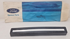 Ford D5vy-17a807-a Bumper Guard Pad -- 1975 Lincoln Continental -- Nos Oem