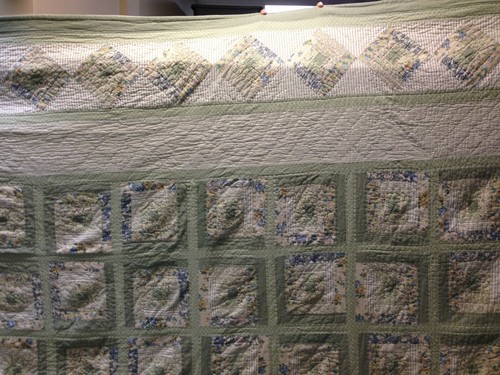Vintage Pale Green Floral Patchwork Checkered Quilt 118' x 120' - Picture 9 of 24