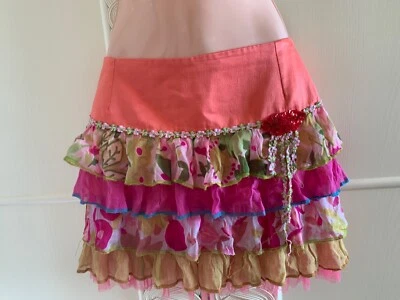 Rosas Rojas 100% Seide Rock XS 34 EUR S 36 Bund 35 Länge 40 SGZustand% - Bild 1 von 4