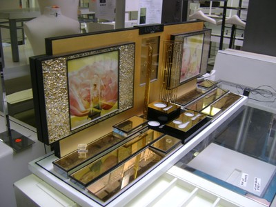 Lancome Illuminated Gold Retail Perfume Makeup Jewelry