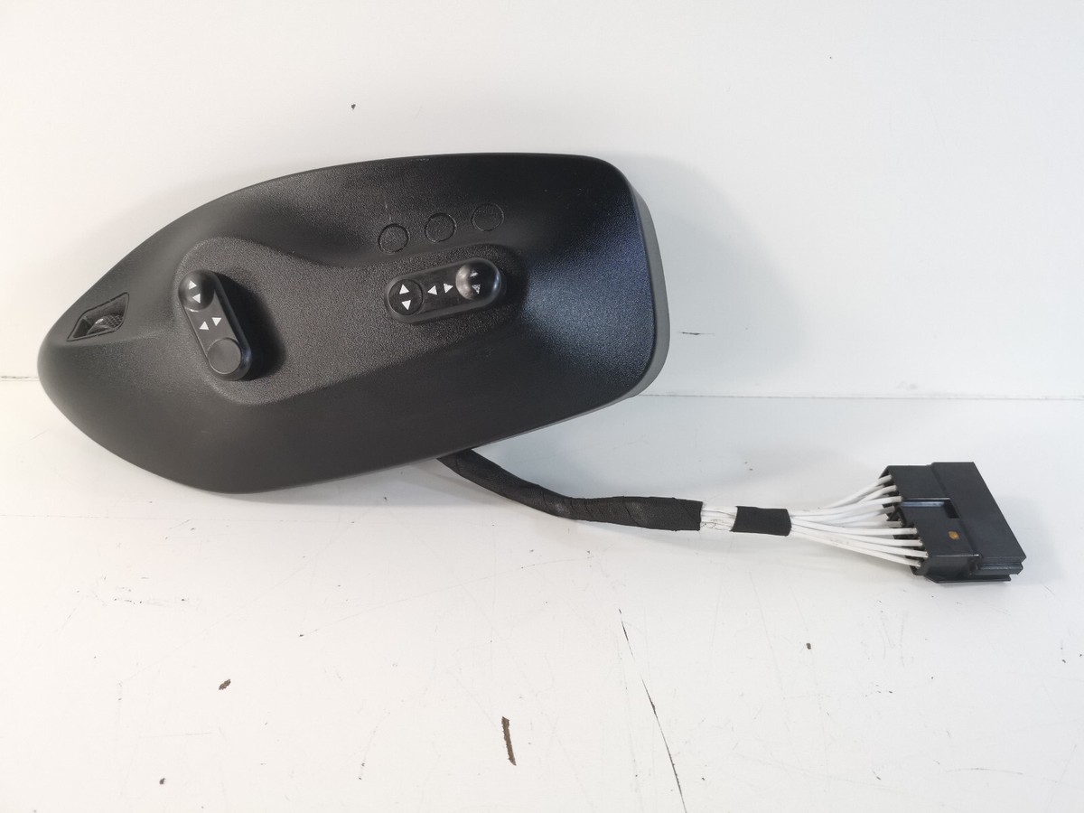 めい　0605 2007-19 MASERATI GRANTURISMO FRONT RIGHT SEAT SWITCH POWER ADJUST