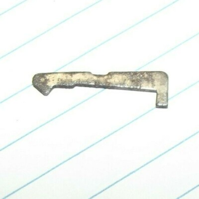 Remington 540, 541, 580, 581 Left Extractor  (#Z-819)
