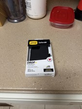 OtterBox Defender Series iPhone 12/iPhone 12 Pro