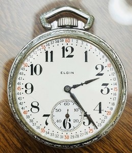 Vintage ELGIN Railroad Mechanical Men’s Pocket Watch - Needs Front Crystal