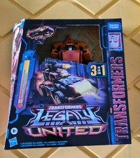 Transformers Generations  Legacy United Leader G1 Triple Changer Sandstorm