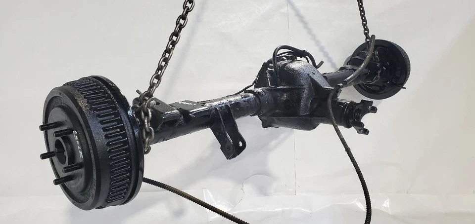 1988 1989 GMC C1500 OEM Rear Axle RWD 5.0L 3.08 Ratio Automatic  - Image 4 of 4