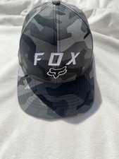 Fox Men's Stretch Camouflage Baseball Cap Hat Gray/Black S/M Logo