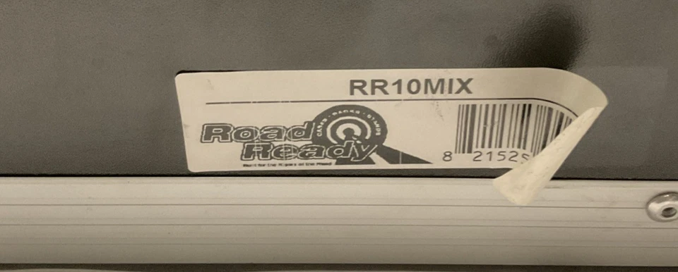 Estuche listo para carretera modelo negro y plateado # RR10MIX - 12,5” Hx 9” Lx 20,5” W Foto 4 de 4