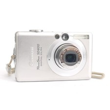 Canon PowerShot SD600 ELPH 6.0 MP 3X Zoom Digital Camera