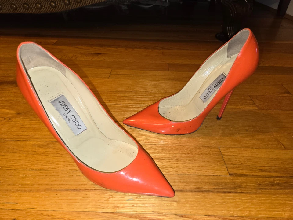 Used Worn Jimmy Choo Orange Patent Leather Pointy Toe Pump Heels Court Shoes 7.5 - Image 2 of 4