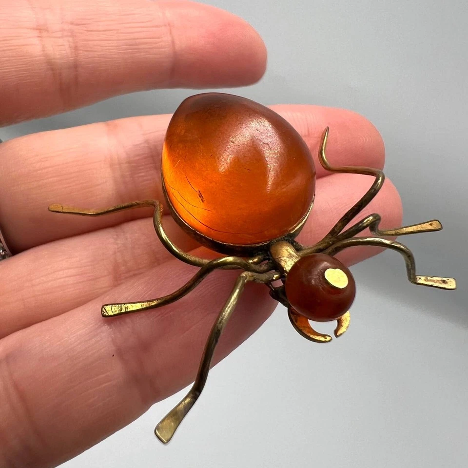 Vintage 1970s USSR Amber Spider Brooch Gold Plated Brass | Baltic Honey Amber | - Image 2 of 4