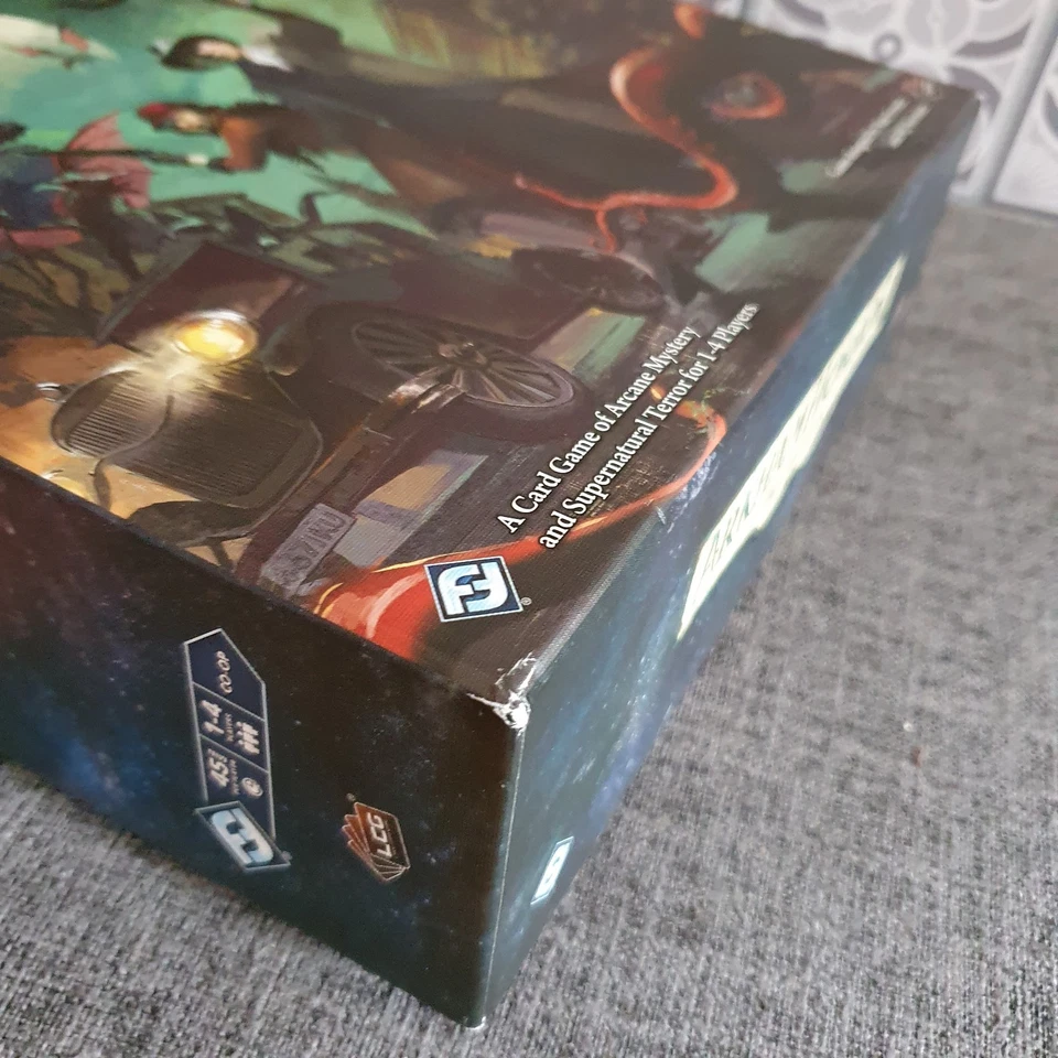 Arkham Horror The Card Game LCG Revised Core Set - 100% Complete - Image 2 of 4