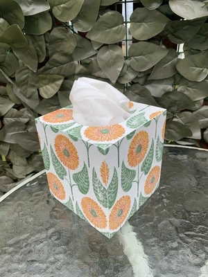Gisela Graham style tissue Box wooden handmade decoupaged - Image 1 of 4