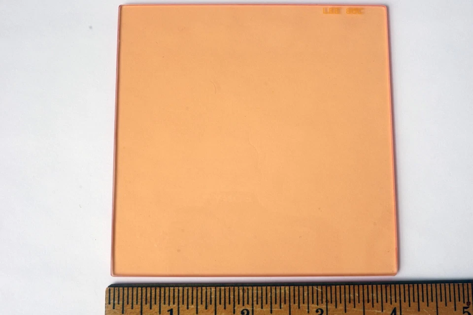 Lee Filters 85C Dark Amber Warming/Color Temperature Conversion Filter 4x4 Resin - Image 2 of 4