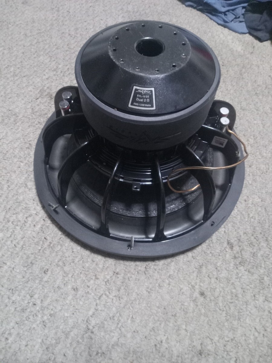 Skar Audio EVL-15 D2 15in 2500W Dual 2 Ohm Car Subwoofer