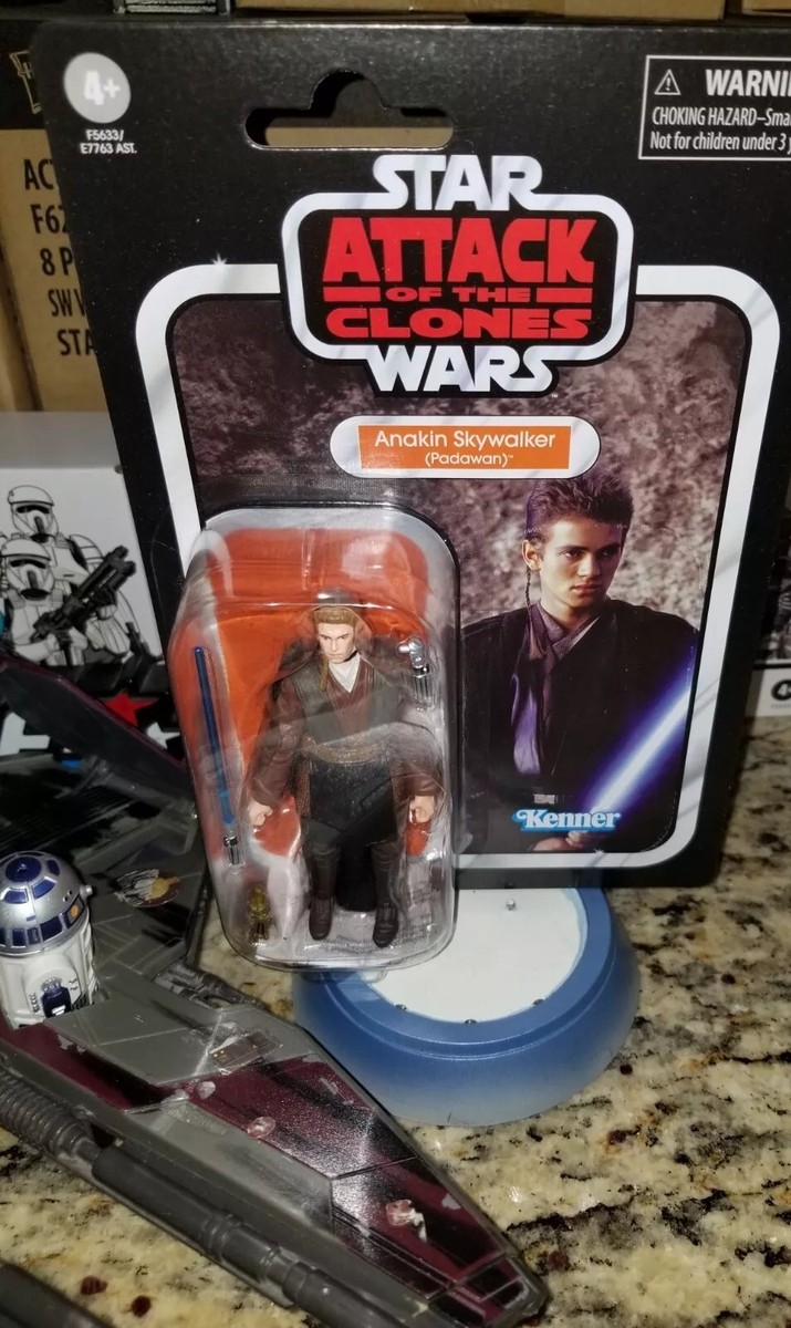Hasbro Kenner Anakin Skywalker Padawan VC244 & Jedi Star Hasbro Kenner Anakin Skywalker Padawan VC244 & Jedi Star