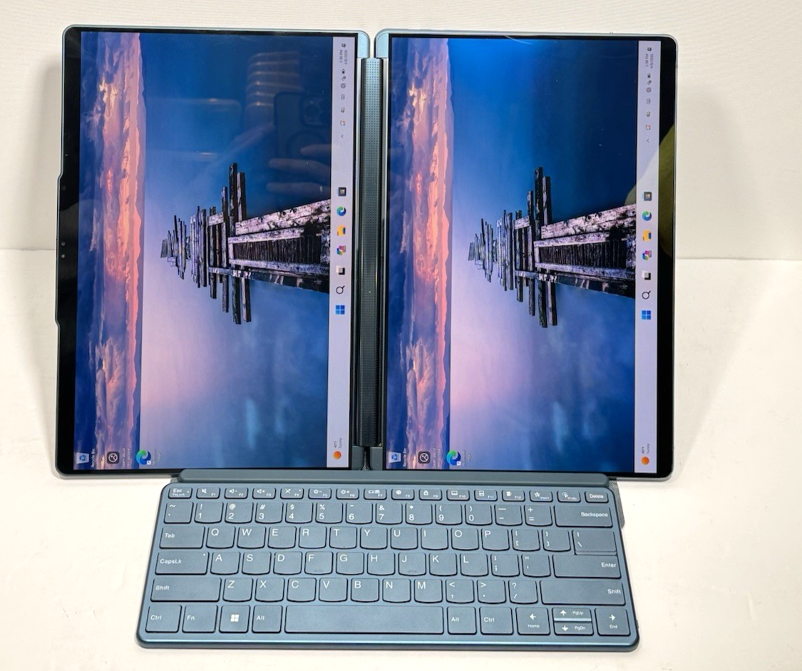 Lenovo Yoga Book 9i 13IRU8 Dual Screen i7-1355U 16GB 1TB SSD OLED