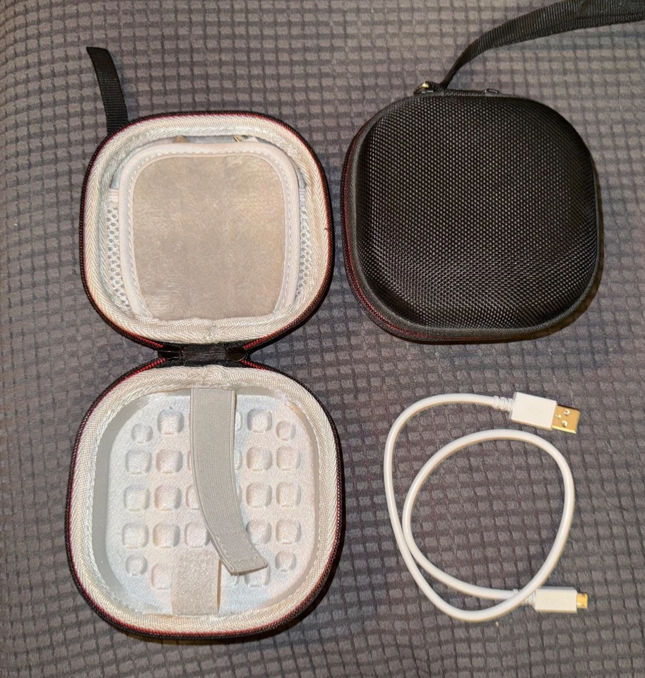 Bose SoundLink Micro - 2 Bluetooth Lautsprecher - Dunkelblau (783342-0500) - Bild 2 von 3