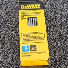 DeWalt 15GA FN Angled Finish Nails 2" Interior Glue Collated. 1000 Count