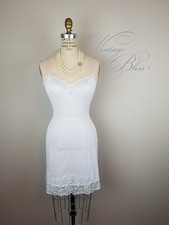 Vintage 1950's Powder Blue Slip Lace Detail  Pink Rosebuds Bust Size 30 Short