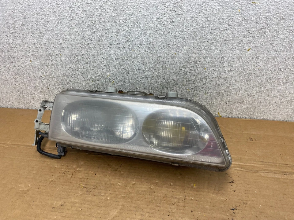 Faro lateral derecho derecho Acura Legend 1991 a 1995 cupé 2 puertas OEM M6874 DW Foto 2 de 4