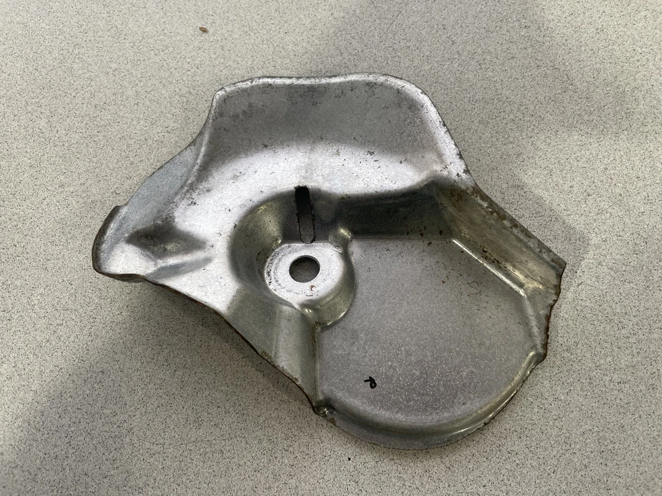 96-02 MERCEDES-BENZ E320 E430 W210 ~ RIGHT ENGINE MOUNTING PLATE ~ A2102411434 - Image 2 of 3