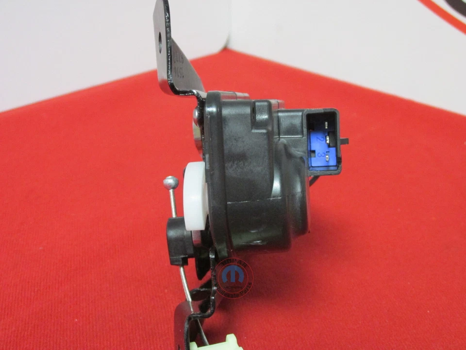 道奇克莱斯勒甲板盖释放闩锁全新原始设备制造商拖把 — 第 4/4 张图片