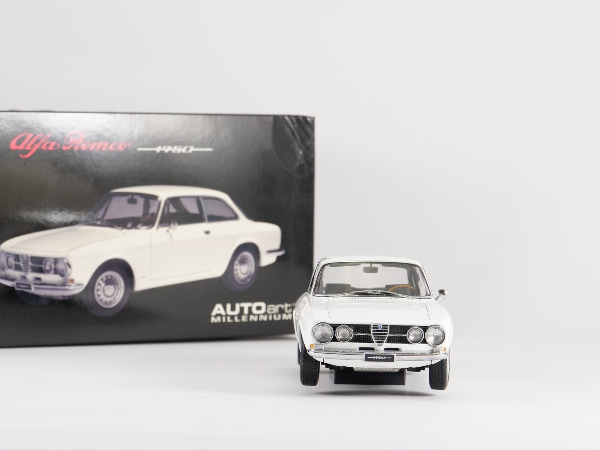 アルファロメオ オートアート Auto art 1750GTV 1/43 Alfa Romeo 1750GTV