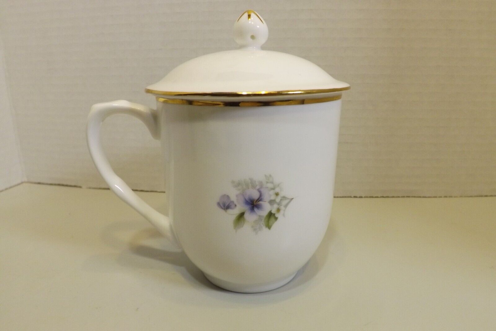Vintage Sadler Windsor Pansy Tea Cup With Lid