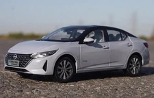 1/18 Scale Nissan SYLPHY e-POWER Diecast Car Model Toy Collection Gift NIB