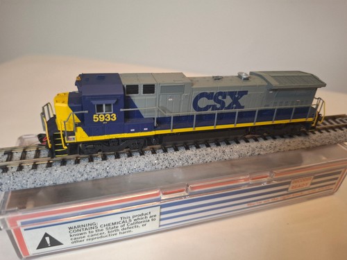 Locomotora diésel Atlas 48710 escala N Dash 8-40B CSX #5933 - Muy buen estado, probada | Condition: Gebraucht