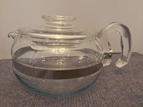 Vtg PYREX Flameware Glass 6 Cup COFFEE TEAPOT #8446-B W Handle & Lid