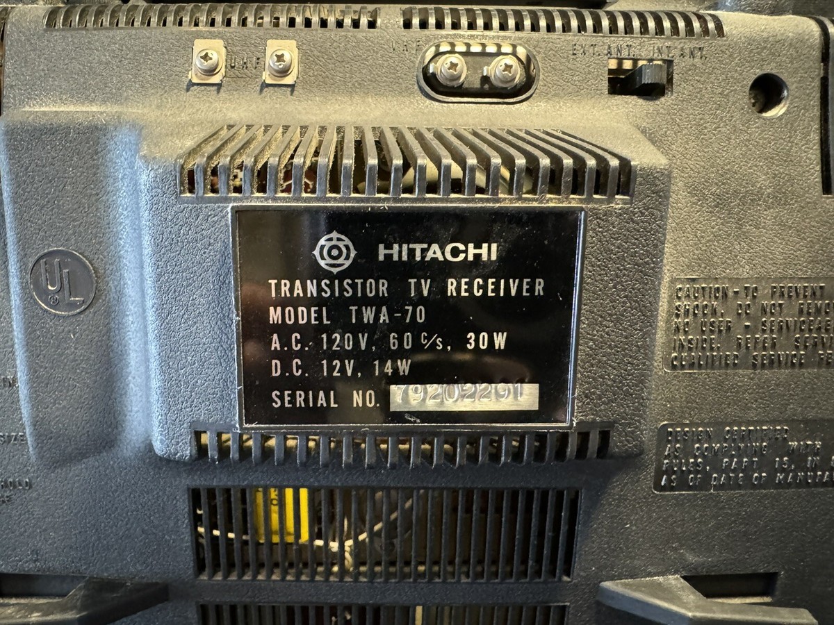 Vtg Retro Hitachi Transistor TV Reciever Portable TV Model TWA-70