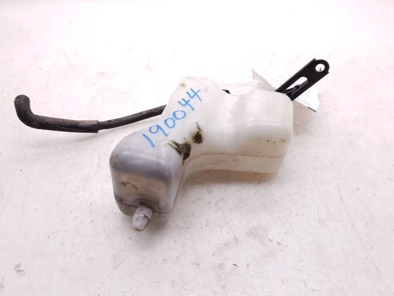 MONTAJE DEPÓSITO REFRIGERANTE RADIADOR TOYOTA RAV4 96-00  Foto 2 de 4