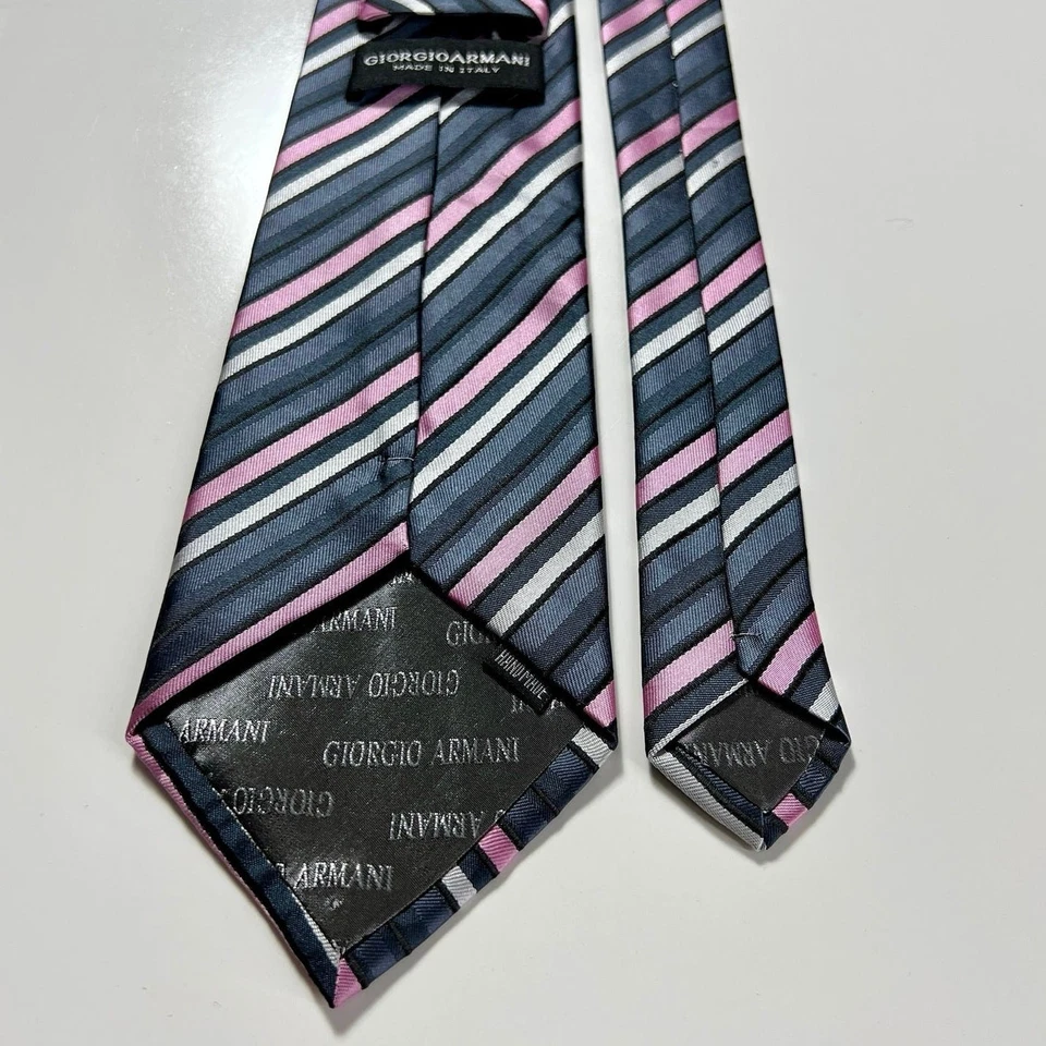 Giorgio Armani Men's Made In Italy Tie Black Pink Silver Grey 100% Silk Necktie - Image 2 of 4