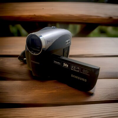 Samsung SC-DX103 DVD Handi Cam 34x Optical Zoom RW-R Schneider Kreuznach No Cord