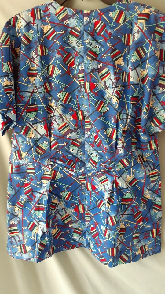 Only Necessities Blue Scrub Top Multicolor Frogs 1X 46" Bust - Image 2 of 4