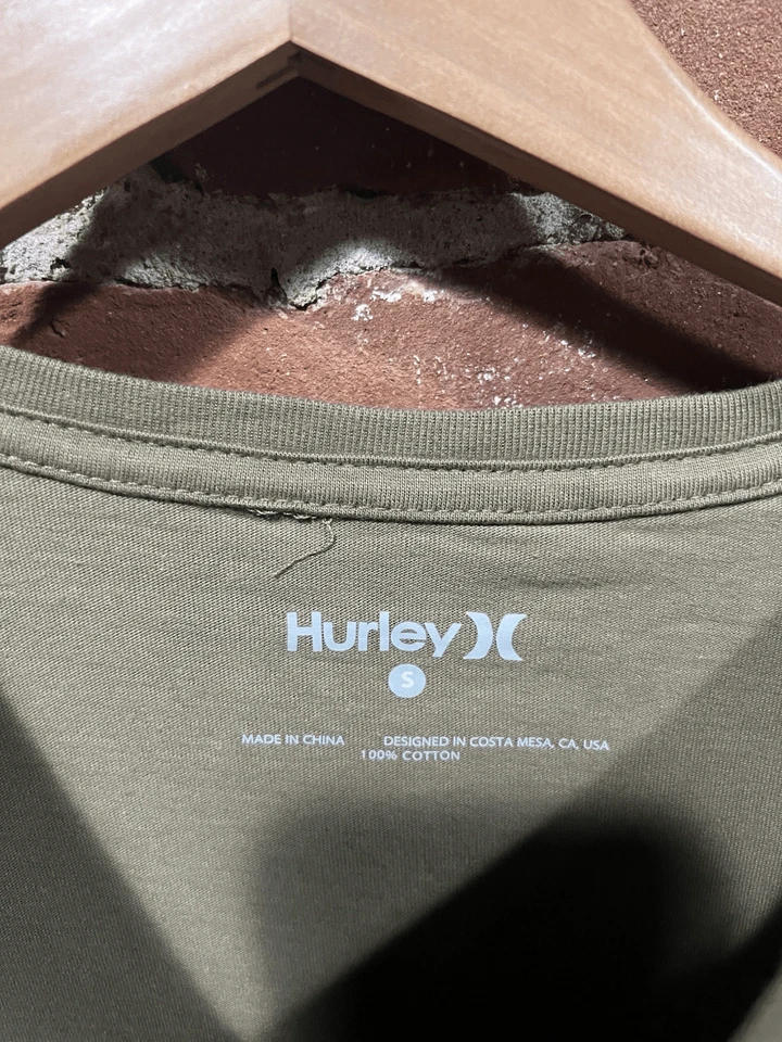 Camiseta Hurley Mujer Verde Manga Larga Gráfica Nueva Con Etiquetas Talla Pequeña Foto 3 de 3