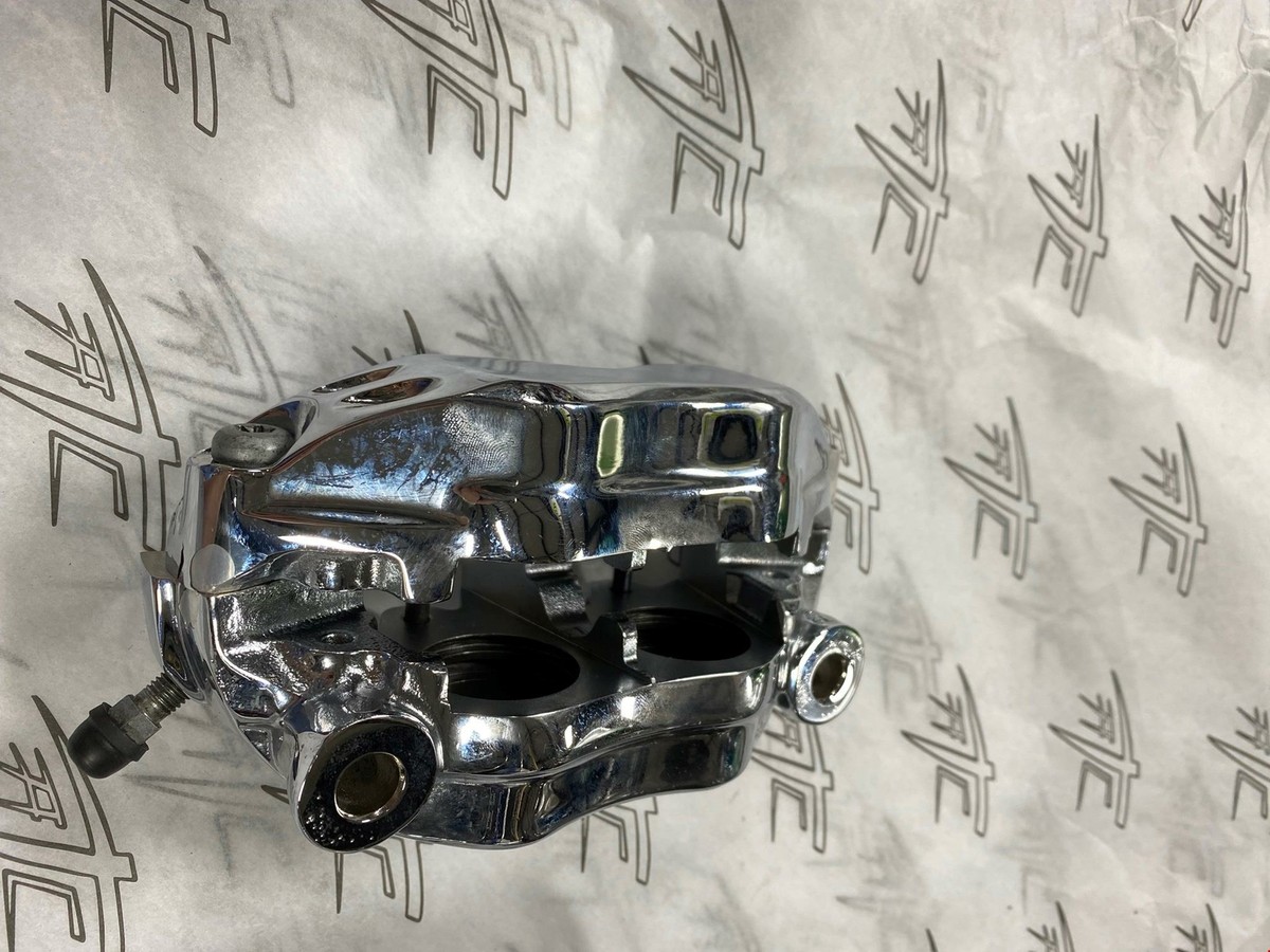 美品 23-24 NOVEMBER D4 147 ZX14 CHROME OEM FRONT RIGHT BRAKE CALIPER HOUSING 06-11