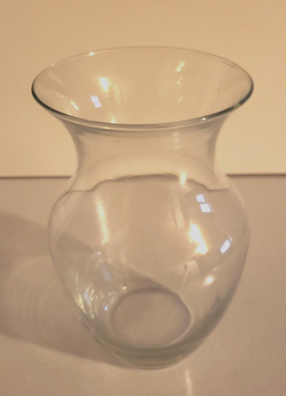 Clear Glass Hourglass Flower Vase PreOwned