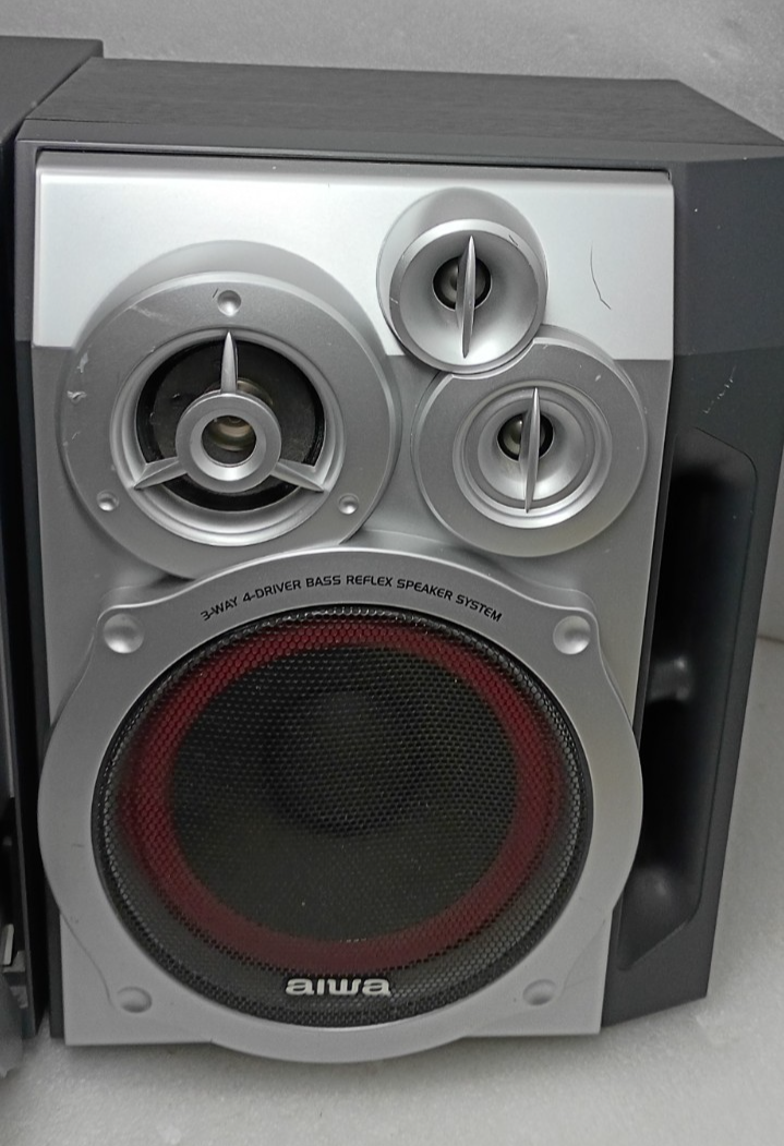 Aiwa Hi Fi Stereo Component System Model NSX-D70 CASSETTE DOESN'T