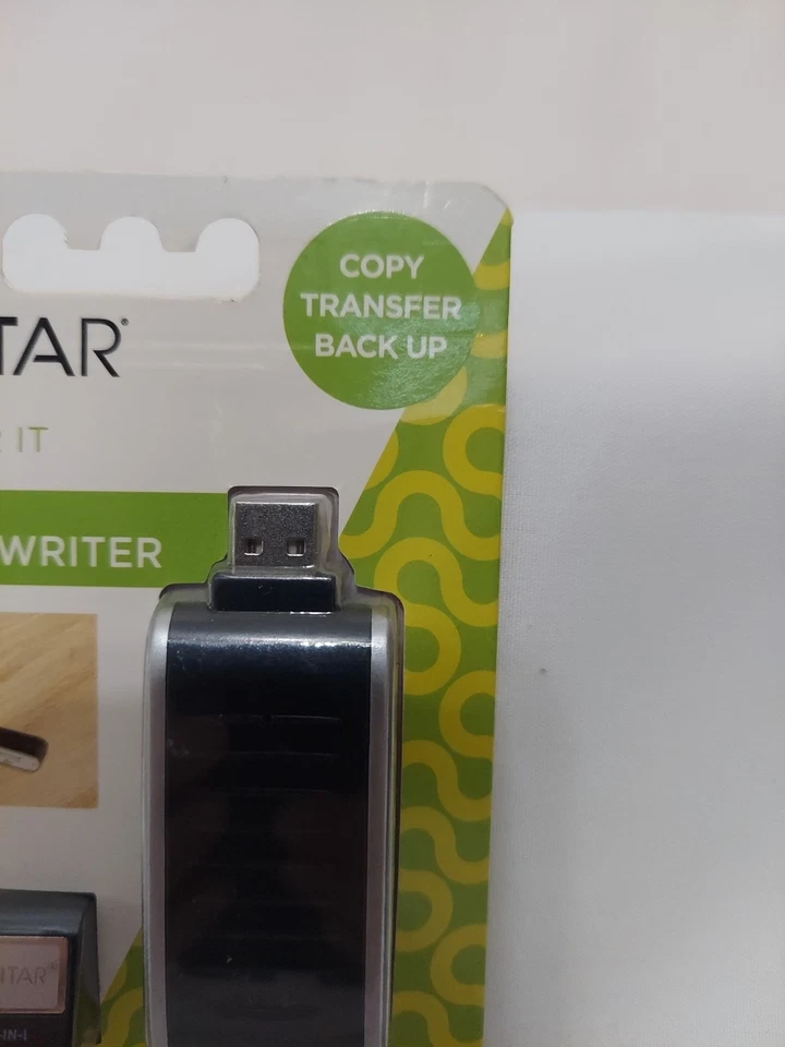 Vivitar Reader/Writer 50-in-1 Card Copy Transfer Back Up Rapid Data Transfer New - Image 4 of 4