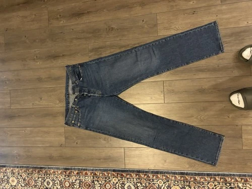 Vintage levi stonewash 501 - product listing photo
