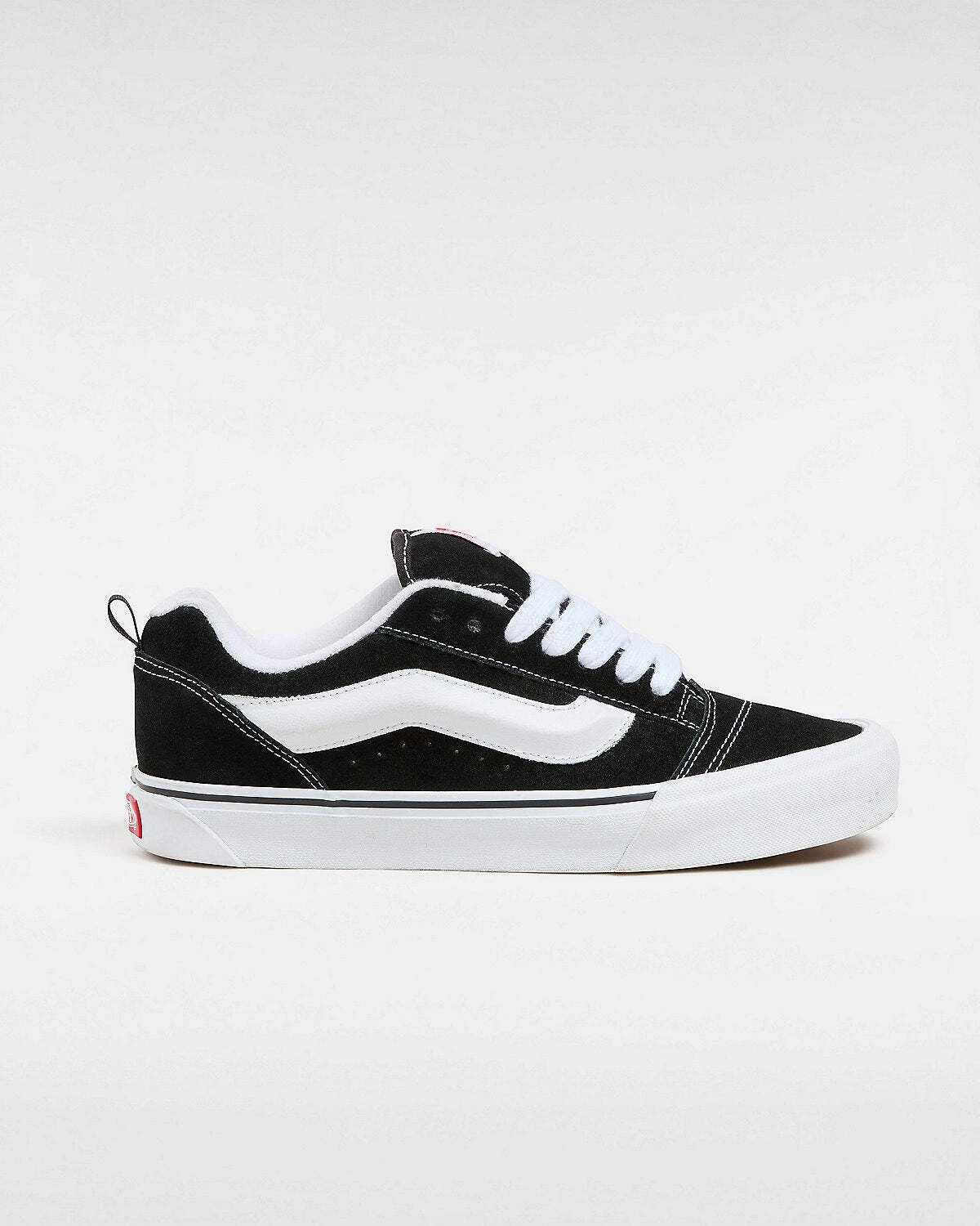 VANS Unisex Knu Skool Trainers - Black
Opens in a new window or tab
