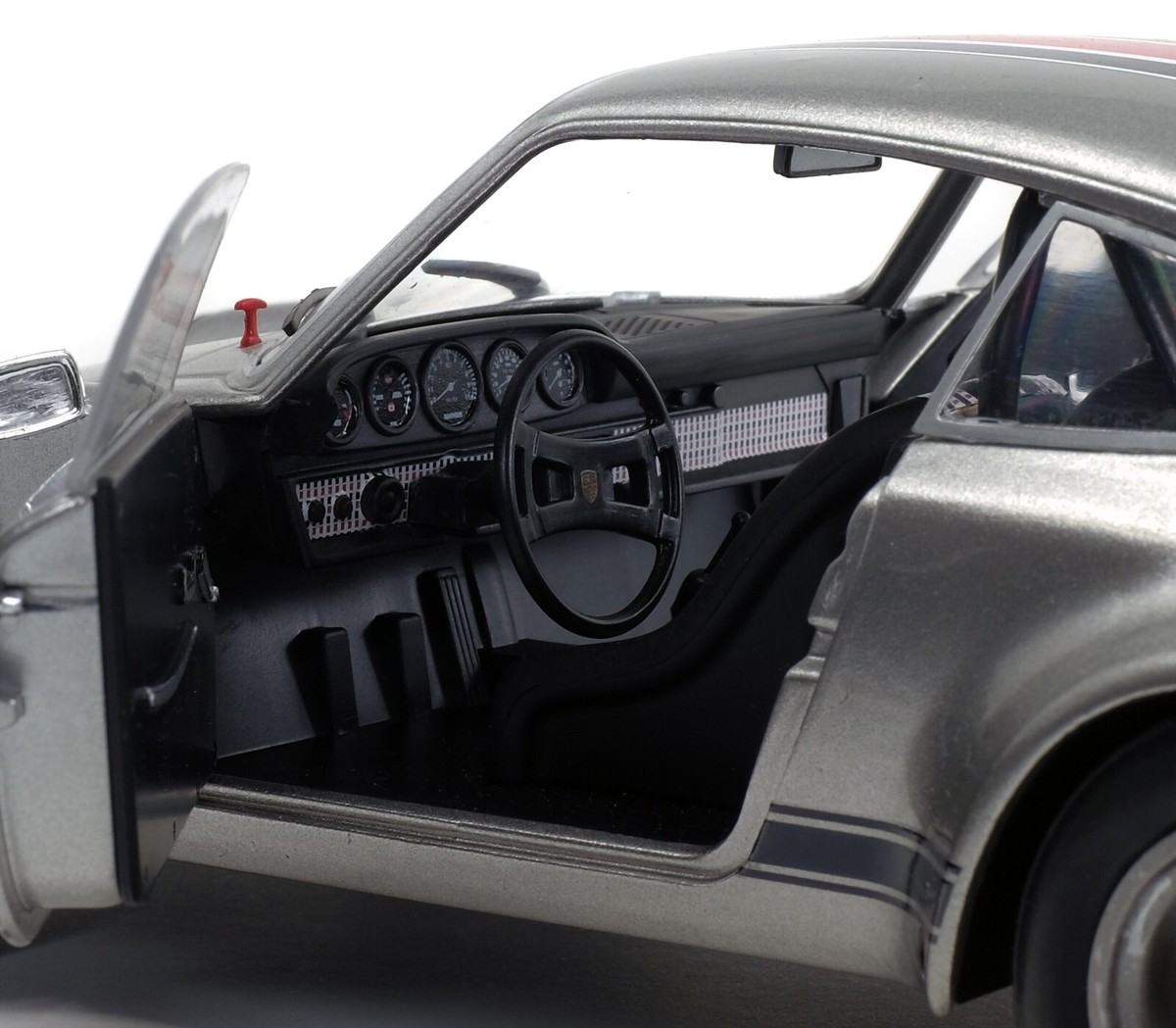 1973 PORSCHE 911 CARRERA RSR BACKDATING OUTLAW SILVER 1:18 by